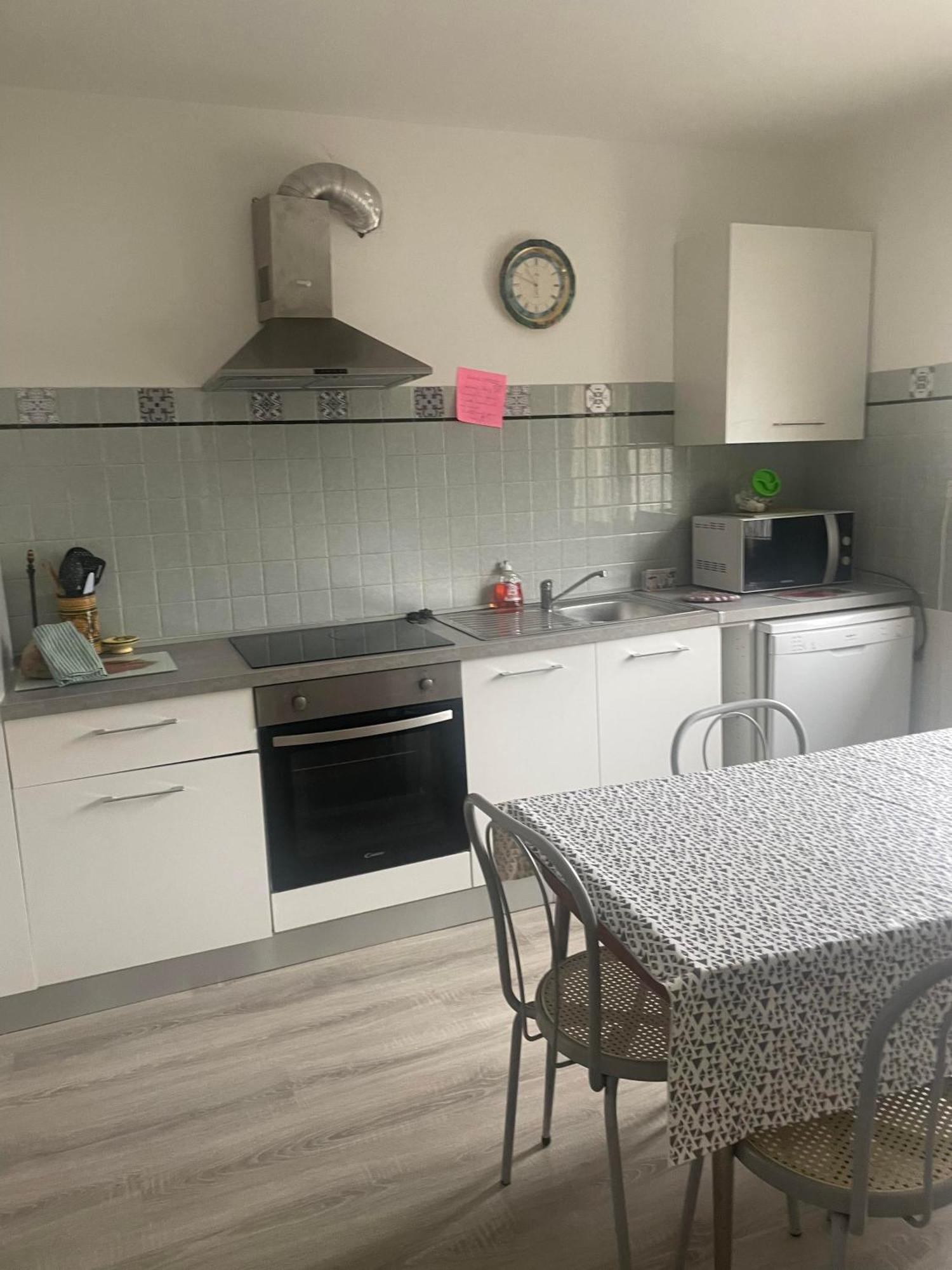 Maison Individuelle A Аро Екстериор снимка